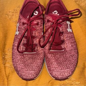 Under Armour Women's Maroon Sneakers